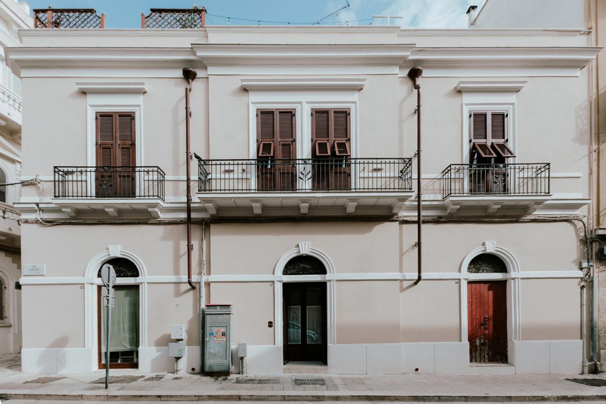 Palazzo Pinto B&B Бриндизи Экстерьер фото