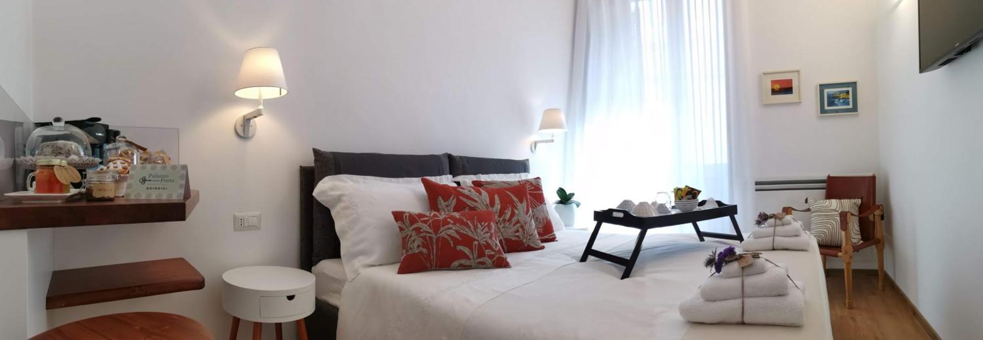 Palazzo Pinto B&B Бриндизи Экстерьер фото